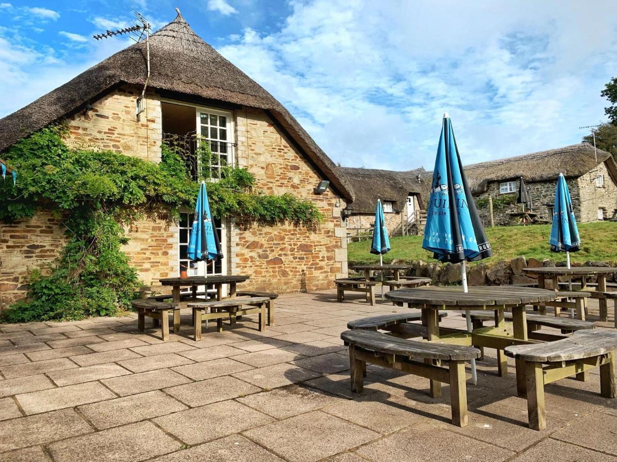 Bearslake Inn Bridestowe Экстерьер фото